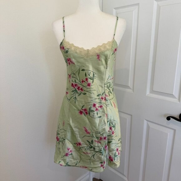 Private Luxuries Dresses & Skirts - Vintage Babydoll Forest Fairy Floral Satin Lace Trim Mini Slip Dress Size Medium